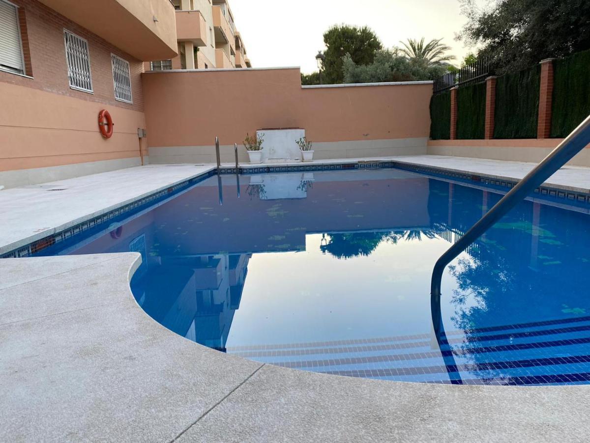 Apartamento En Edificio Albaida, Garaje Y Piscina Appartement Estepona